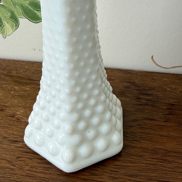 Vintage White Hobnail 6” Bud Vase - E.O. Brody - Picture 2 of 6